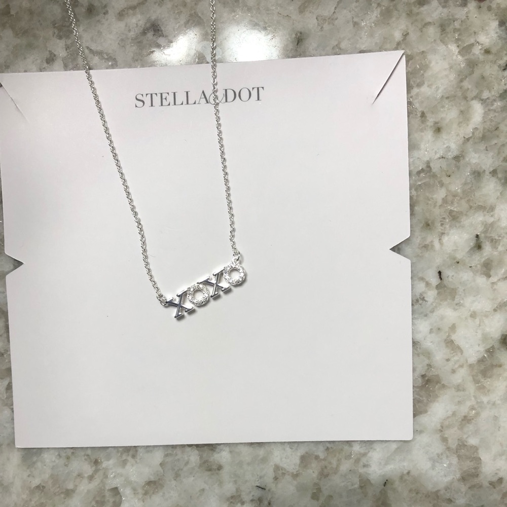 Stella & Dot XOXO Necklace